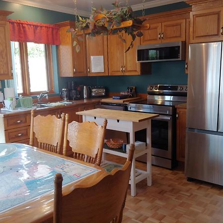 3 Bedrooms 3 Beds Near Metro -2 Parking Free Montreal Exteriér fotografie